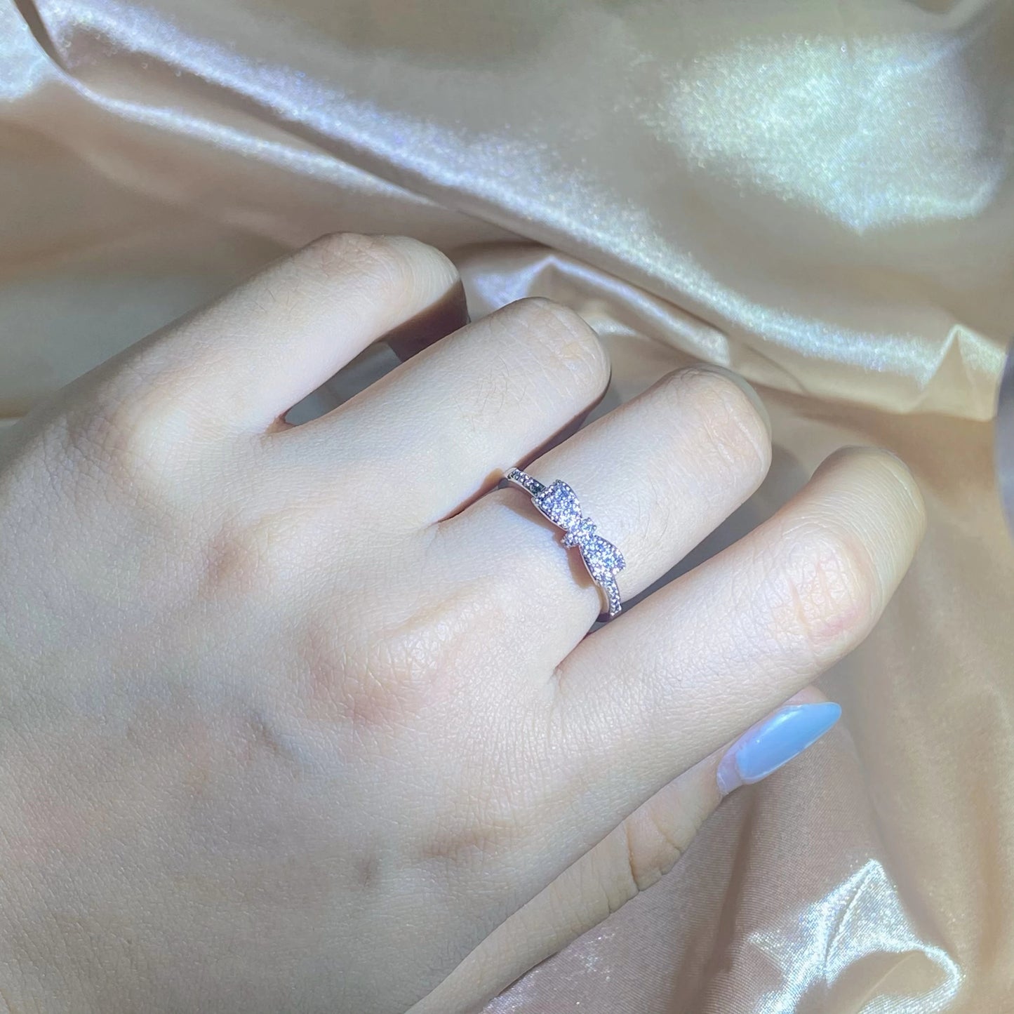 New Exquisite White Zirconia Bow Ring Sweet And Simple Party Birthday Gift 925 Stamp Fashion Jewelry Wholesale